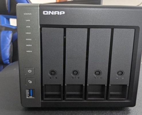 جعبه گشایی و بررسی سخت افزار ذخیره ساز تحت شبکه QNAP TS-431KX