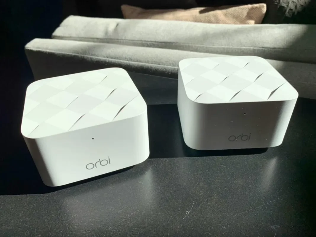 Netgear Orbi AC1200 : بهترین وای فای مش مقرون به صرفه