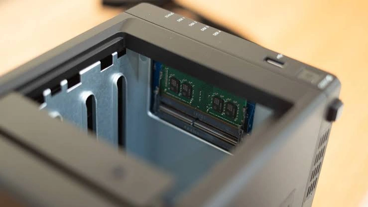 راهنمای خرید NAS Storage: مقایسه، نکات فنی و برندهای پیشنهادی